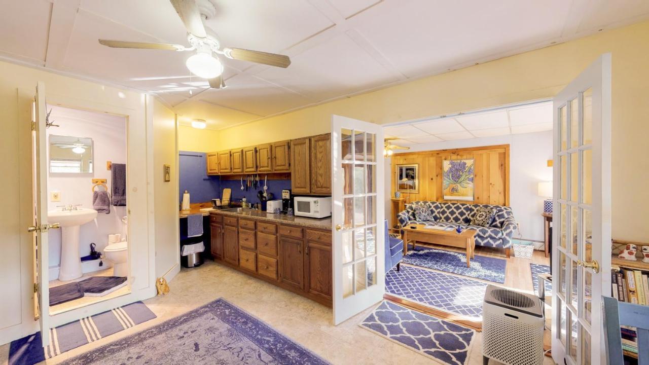 Cavalier Cottage B&B Shelburne Falls Extérieur photo